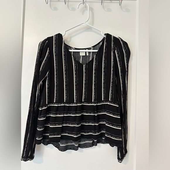 Bohemian style long sleeve - Picture 2 of 3